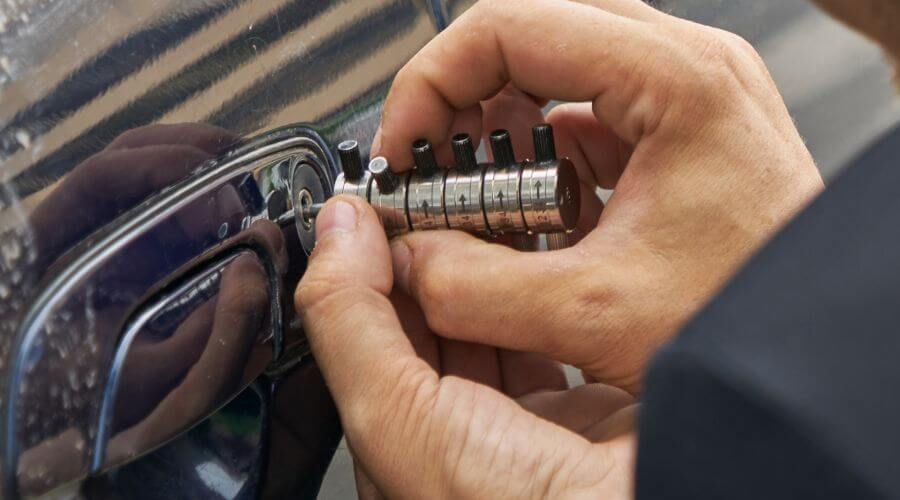 Professional residential roofers in Morton, PA